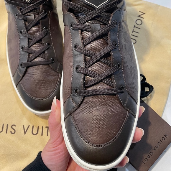Louis Vuitton Authentic Damier Sneakers - Picture 9 of 11
